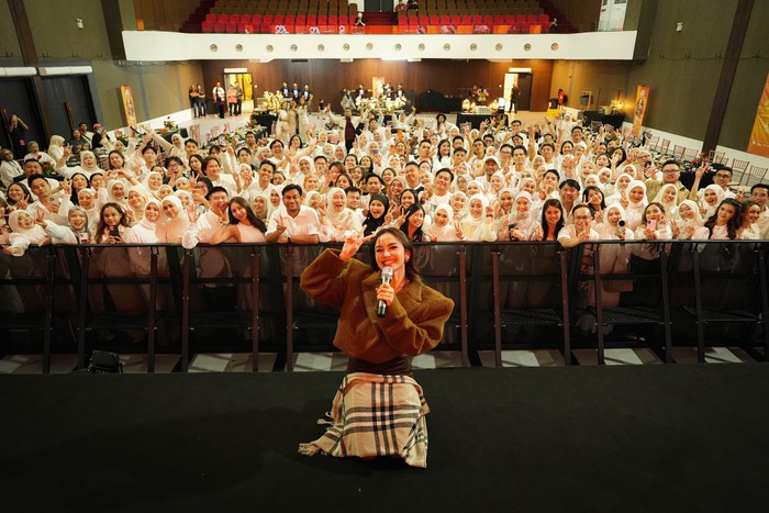 Mahalini Sapa Penggemar di Malaysia Lewat Meet and Greet Jelang Penampilan