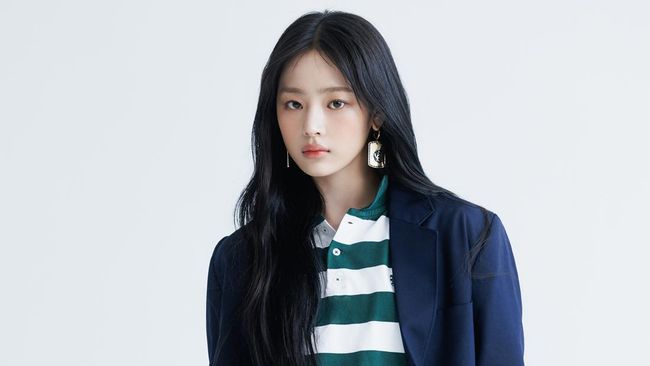 ADOR Buka Suara soal Rumor Minji Kembali ke NewJeans, Fans Heboh di Media Sosial